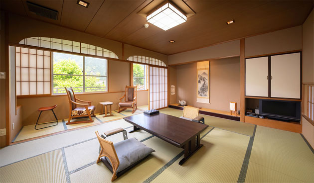Japanese-style room with 12.5 tatami mats